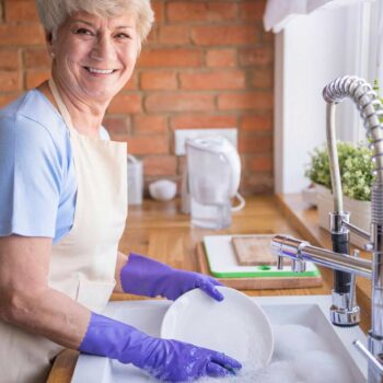 Conseils pratiques pour maximiser la sécurité des seniors à domicile